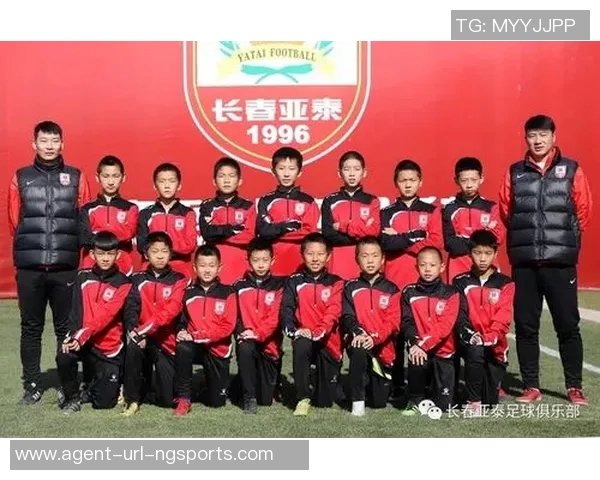 张宇在足球门前的精彩瞬间与背后的奋斗故事